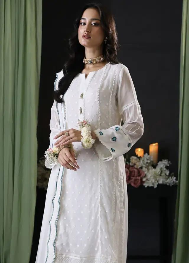 Chiffon embroidered unstitched 3 piece dress
