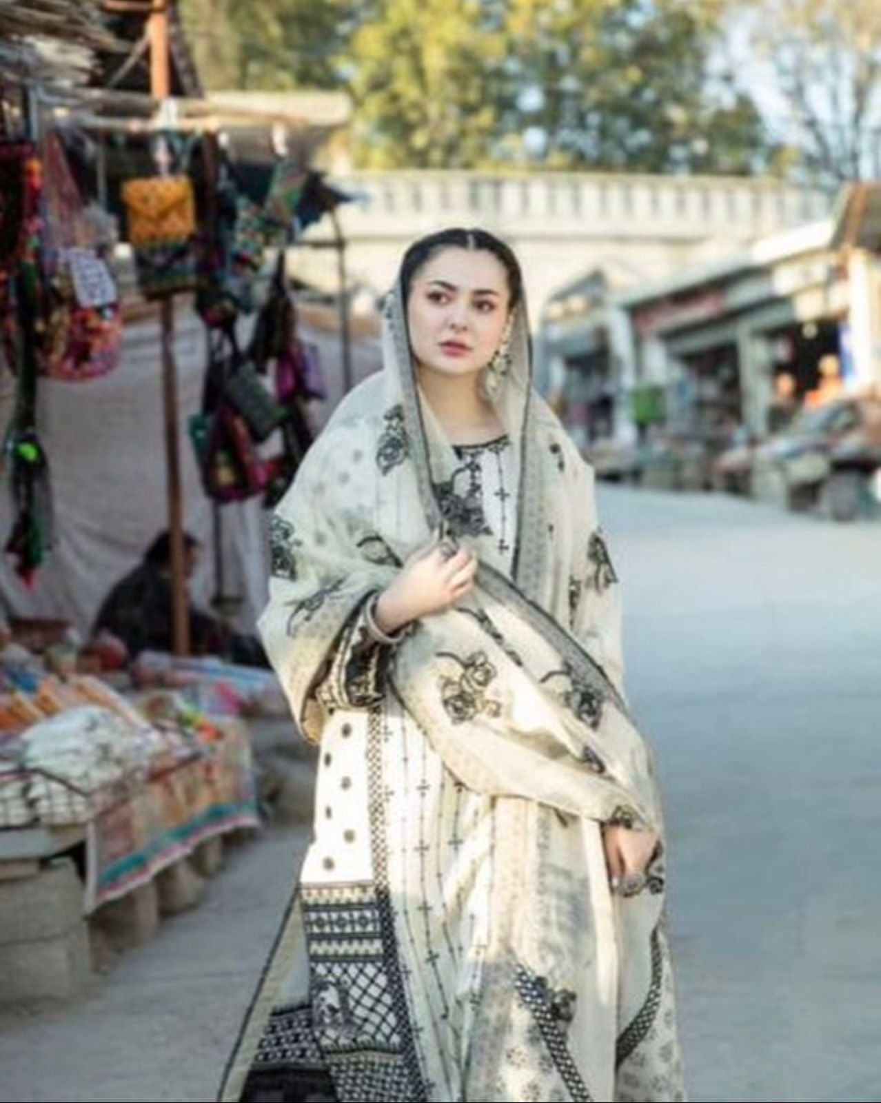 Linen embroidered unstitched 3 piece dress